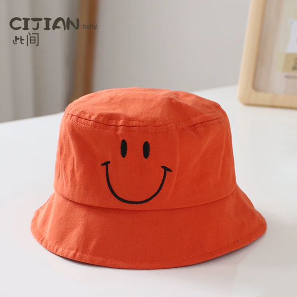 کلاه طرح لبخند