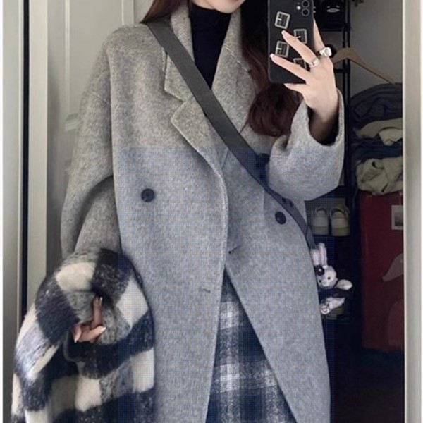 مانتو پشمی خاکستری زنانه (سبک کره ای)