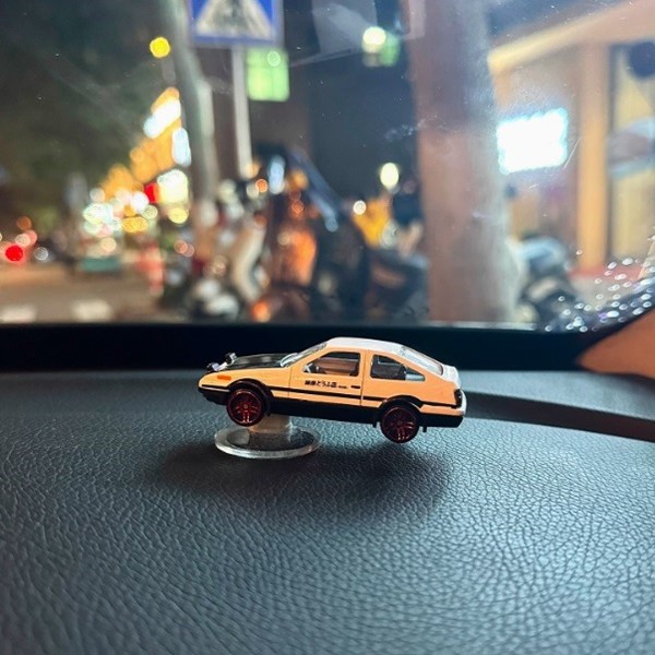 اسباب بازی ماشین چرخشی (دریفت) - مدل تویوتا